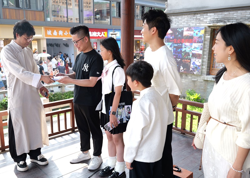 “关键词”：沉浸、慢游、玩科技九游会j9ag“五一”浙江文旅(图4)